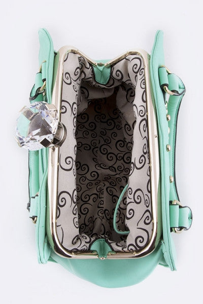 Traveling Lavender Purse nicE HT
