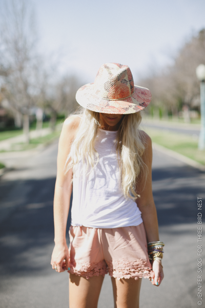 Floral Outback Straw Hat nicE HT HT_Mar_10_01