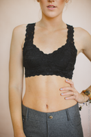 Peek-A-Boo Galloon Lace Bralette - Black nicE HT