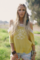 Open-Shoulder Crepe Top nicE HT