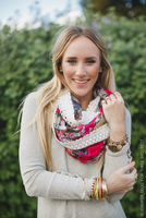 Bazaar Infinity Scarf nicE HT HT_Mar_10_02